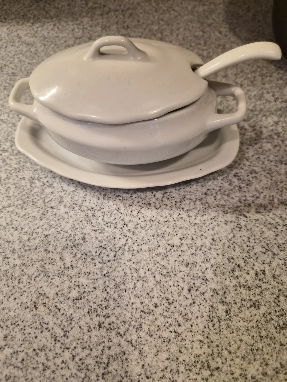 Vintage Knobler White Ceramic Sauce Tureen Set with Lid, Ladle & Underplate